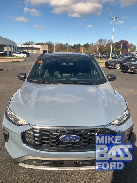 new 2025 Ford Escape car, priced at $33,540