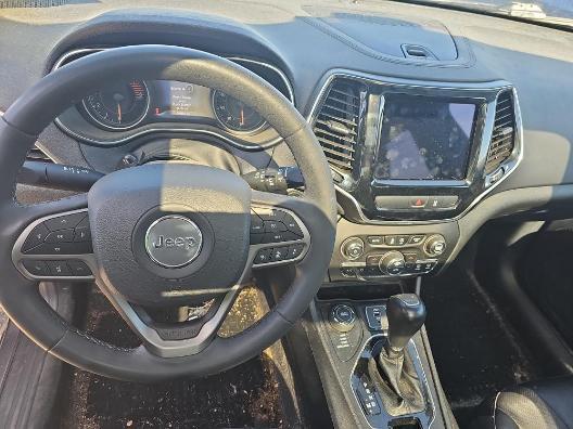 used 2022 Jeep Cherokee car, priced at $28,690