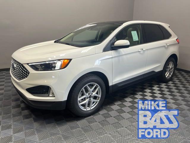 new 2024 Ford Edge car, priced at $43,145