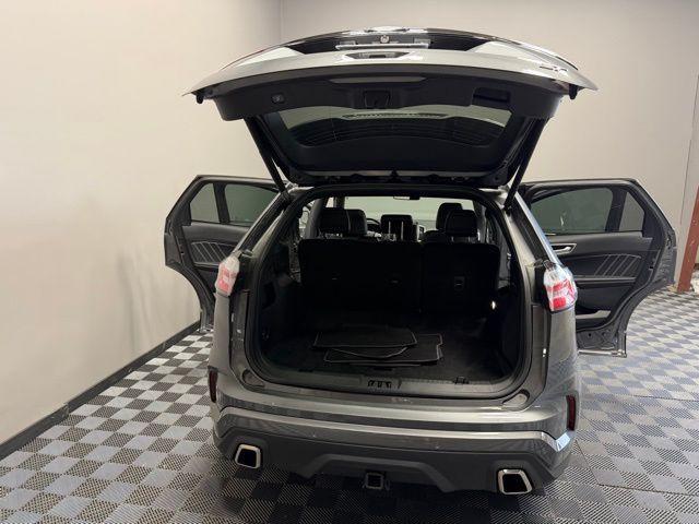 used 2022 Ford Edge car, priced at $29,990