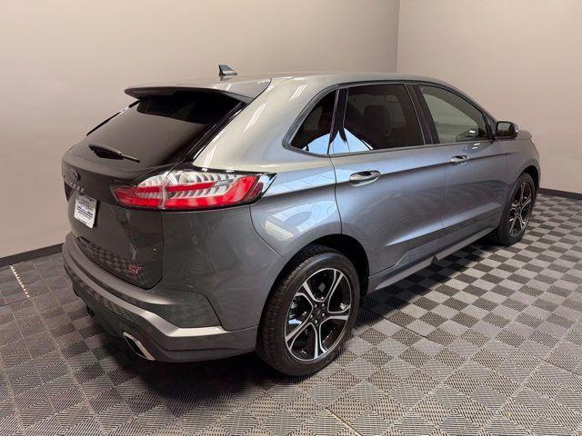 used 2022 Ford Edge car, priced at $29,990