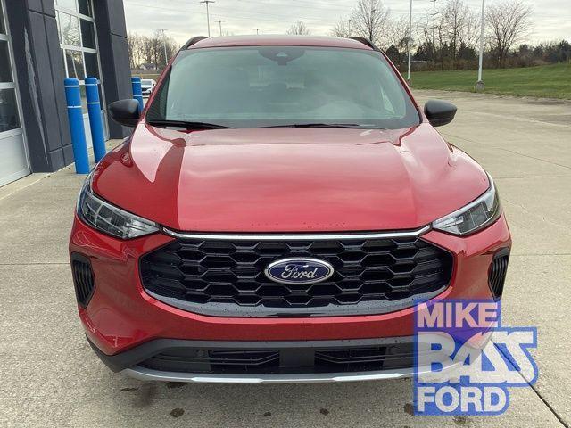 new 2025 Ford Escape car, priced at $31,300