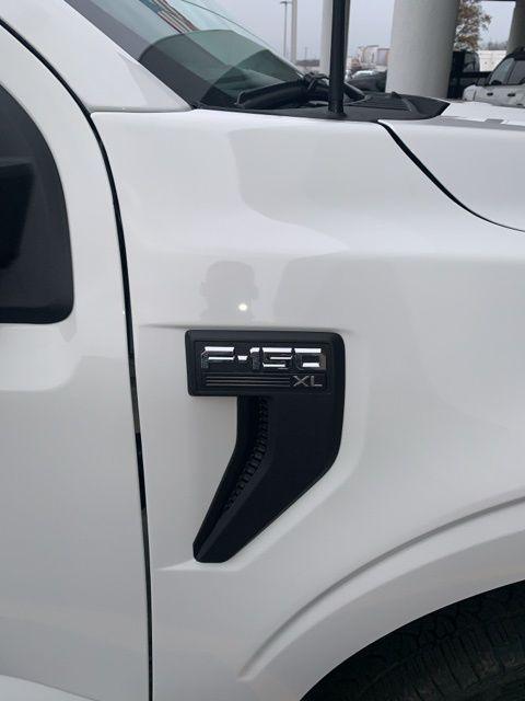 new 2024 Ford F-150 car, priced at $40,335