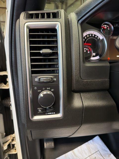 used 2021 Ram 1500 Classic car, priced at $30,490