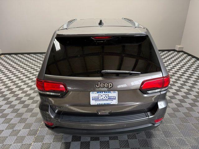 used 2016 Jeep Grand Cherokee car, priced at $12,990