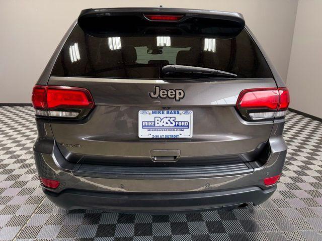 used 2016 Jeep Grand Cherokee car, priced at $12,990