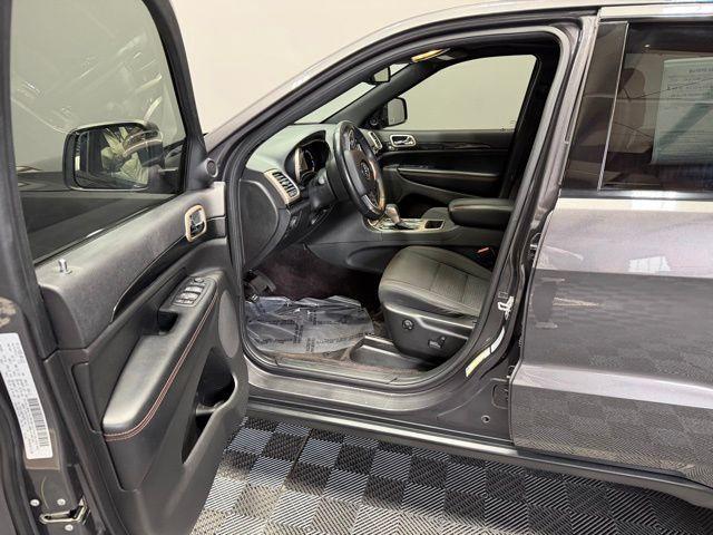 used 2016 Jeep Grand Cherokee car, priced at $12,990