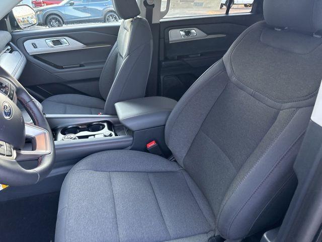 new 2025 Ford Explorer car, priced at $40,710