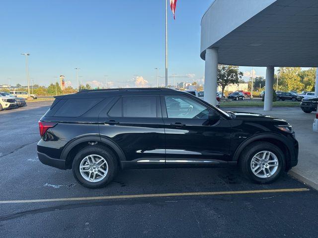 new 2025 Ford Explorer car, priced at $40,710