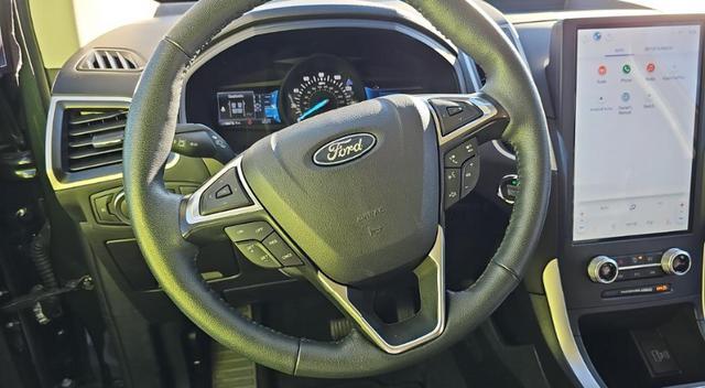 used 2024 Ford Edge car, priced at $32,990