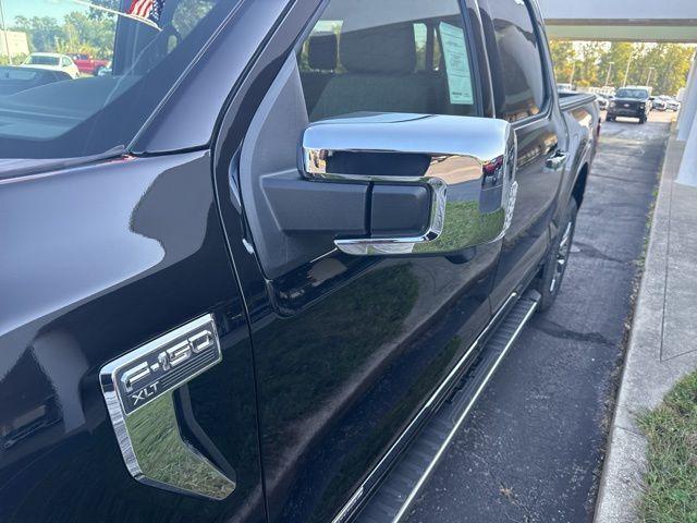 new 2025 Ford F-150 car, priced at $60,435