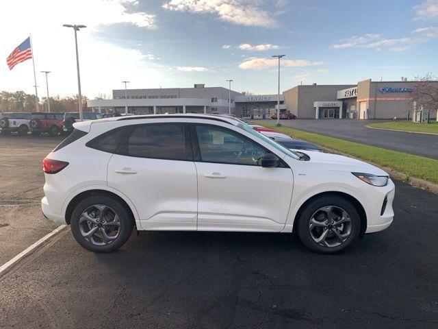 new 2024 Ford Escape car, priced at $31,420