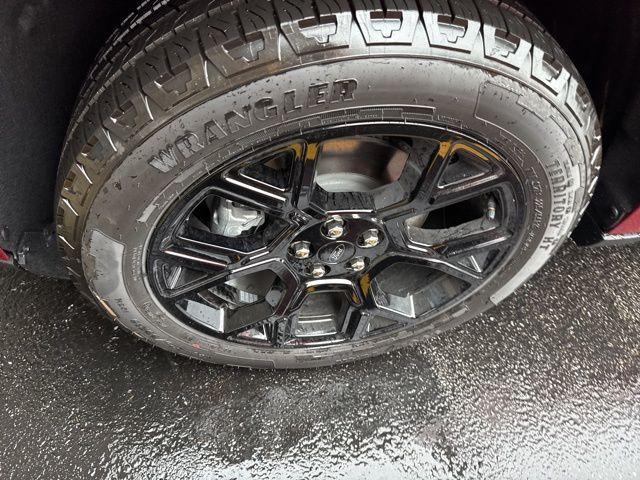 new 2025 Ford Maverick car, priced at $40,179