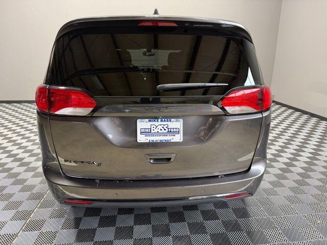used 2018 Chrysler Pacifica car, priced at $11,990