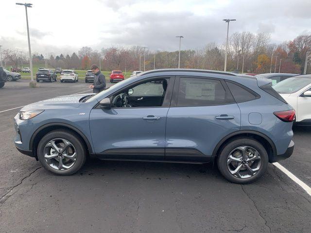 new 2025 Ford Escape car, priced at $33,295