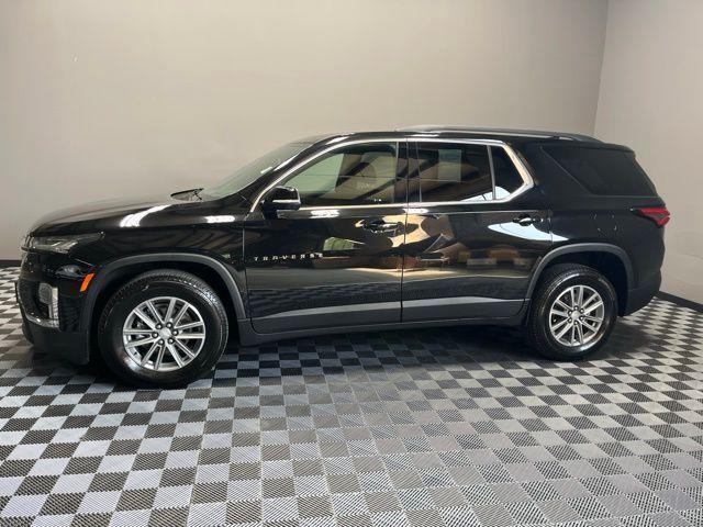 used 2023 Chevrolet Traverse car, priced at $28,990