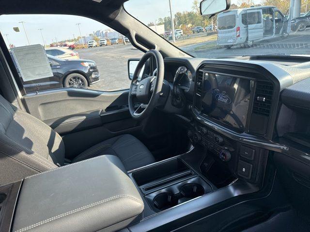 new 2025 Ford F-150 car, priced at $45,105