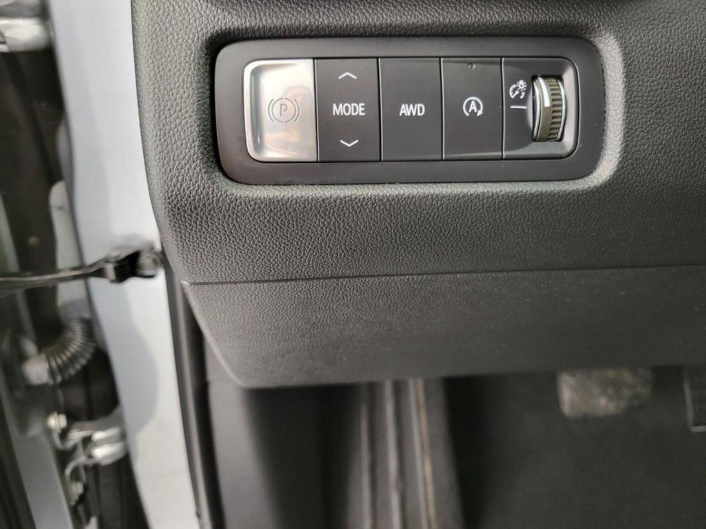 used 2025 GMC Acadia car, priced at $37,977