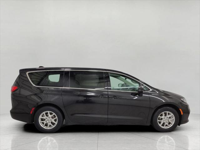 used 2023 Chrysler Pacifica car, priced at $25,819