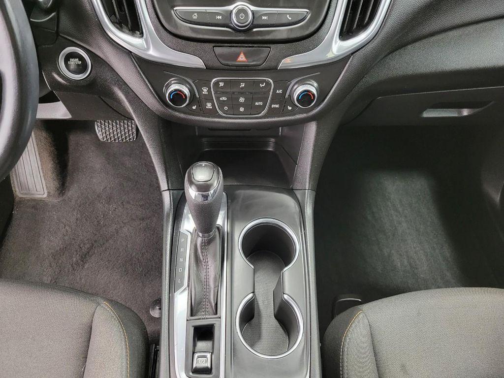 used 2021 Chevrolet Equinox car, priced at $16,626