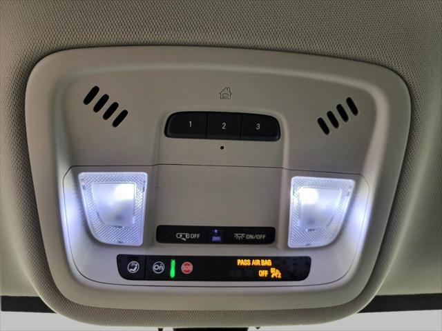 used 2020 Chevrolet Traverse car, priced at $18,939