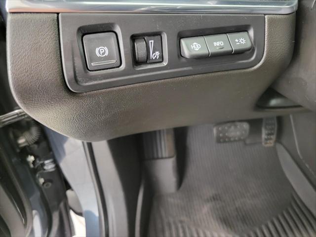used 2021 Cadillac XT6 car, priced at $33,629