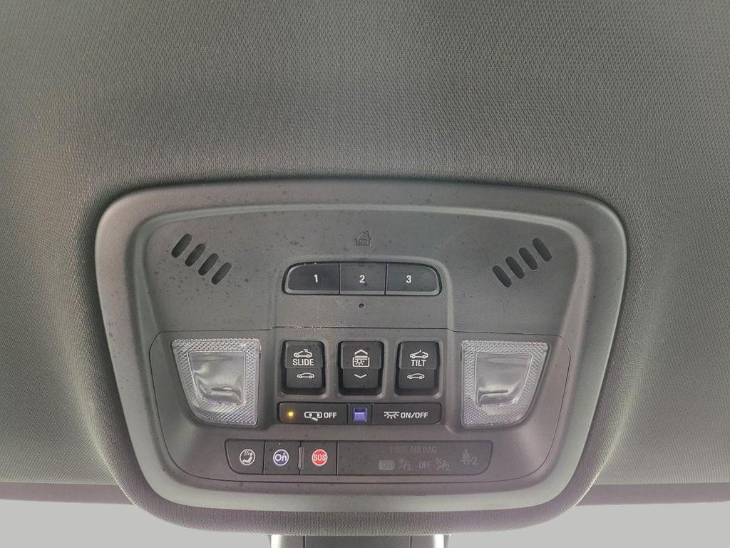 used 2023 Chevrolet Traverse car, priced at $44,951