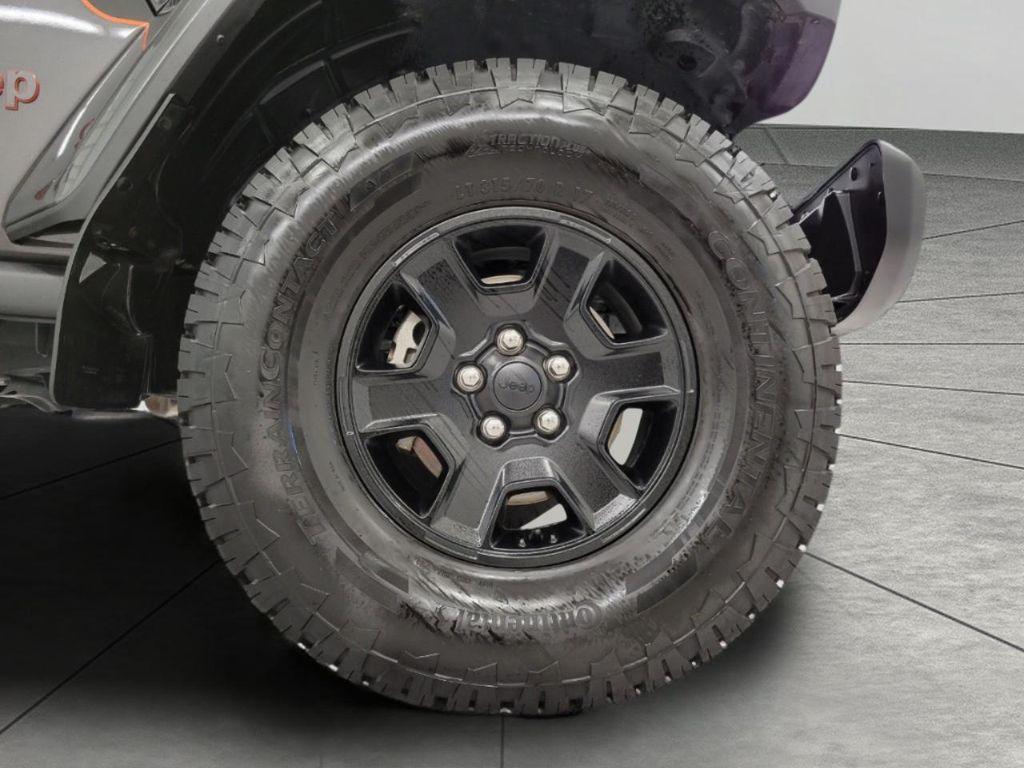 used 2023 Jeep Gladiator car, priced at $36,752