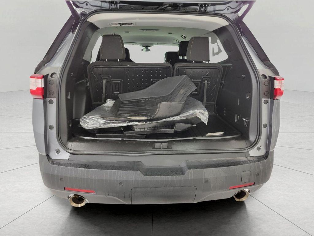 used 2020 Chevrolet Traverse car, priced at $28,439