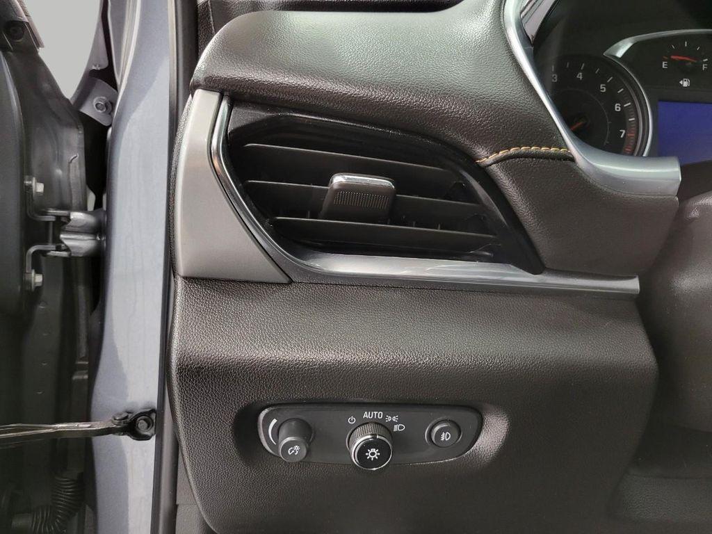 used 2020 Chevrolet Traverse car, priced at $28,439