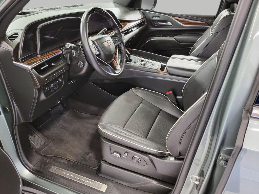 used 2024 Cadillac Escalade ESV car, priced at $84,640