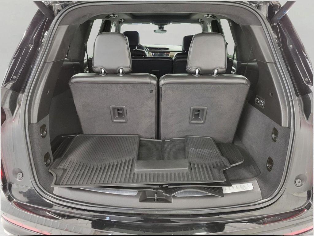 used 2024 Cadillac XT6 car