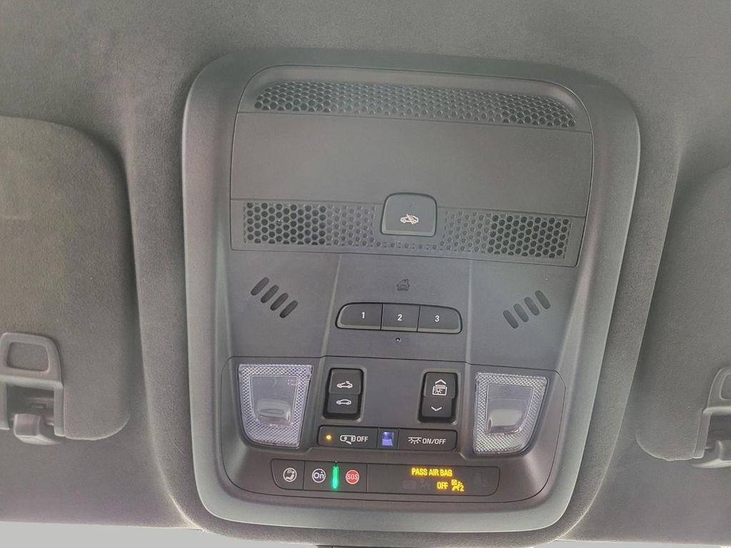 used 2024 Cadillac XT6 car