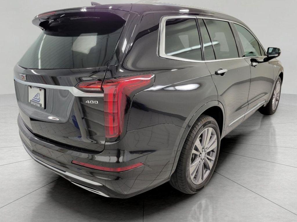 used 2024 Cadillac XT6 car