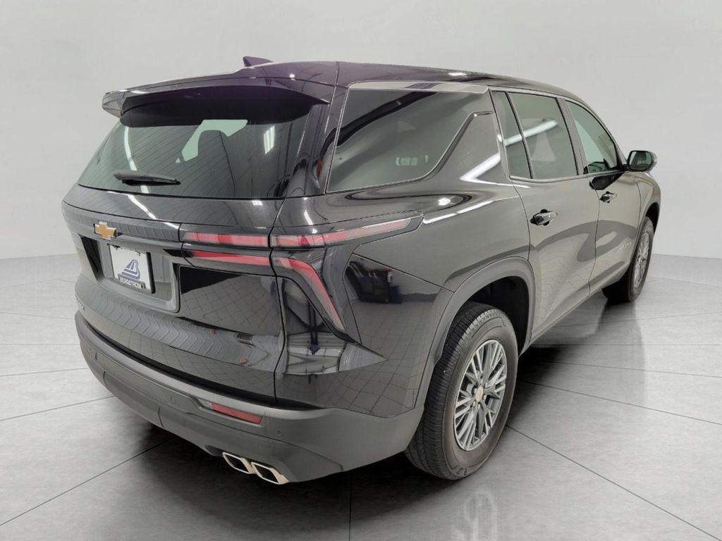 used 2024 Chevrolet Traverse car, priced at $36,933