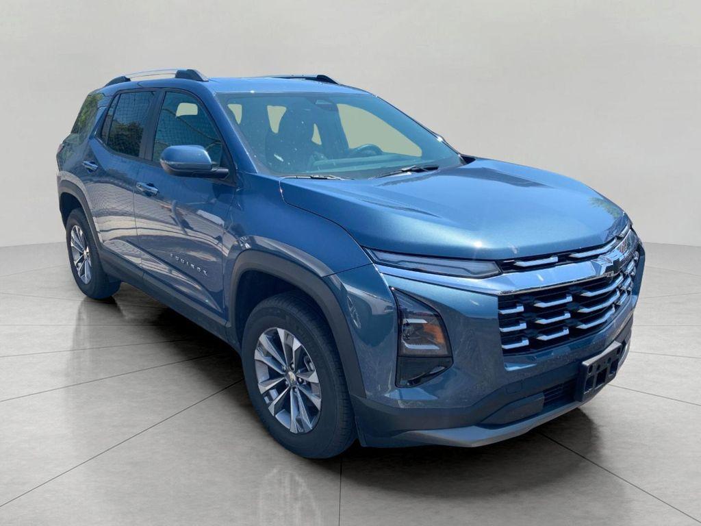 used 2025 Chevrolet Equinox car, priced at $31,000