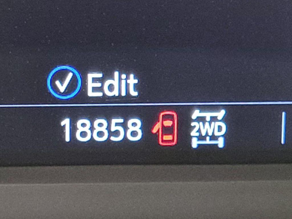 used 2025 Cadillac XT5 car, priced at $45,545