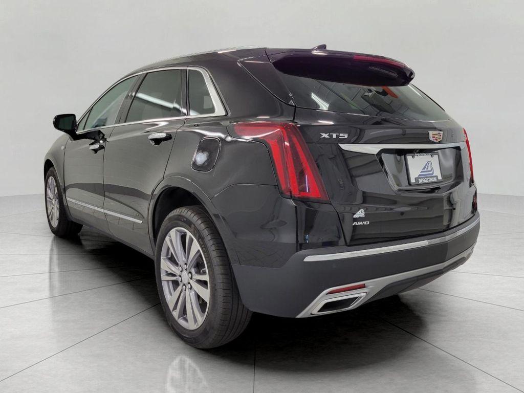 used 2025 Cadillac XT5 car, priced at $45,545