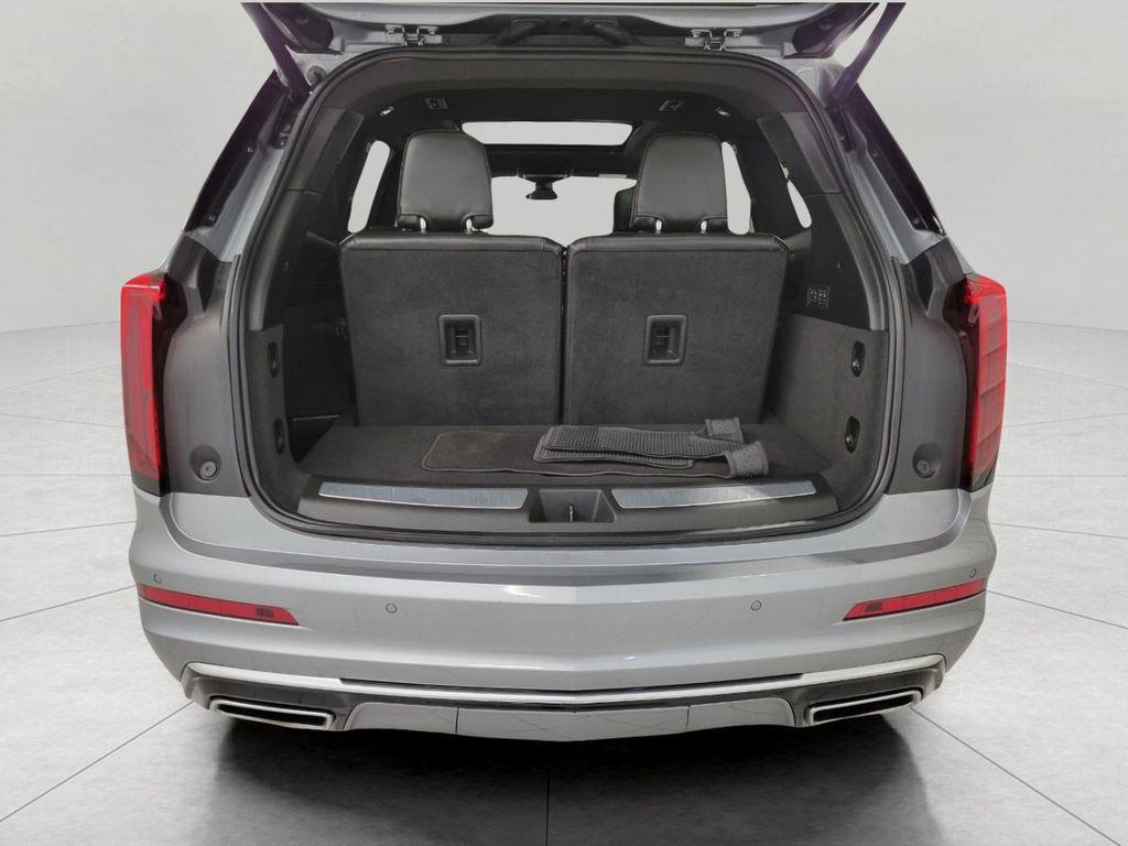 used 2025 Cadillac XT6 car, priced at $47,478