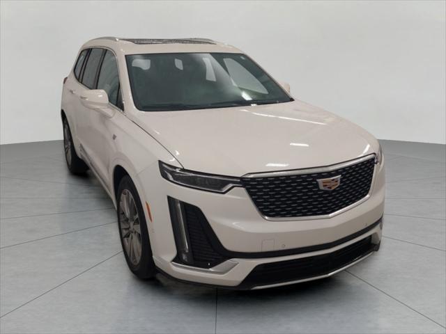 used 2022 Cadillac XT6 car, priced at $32,935