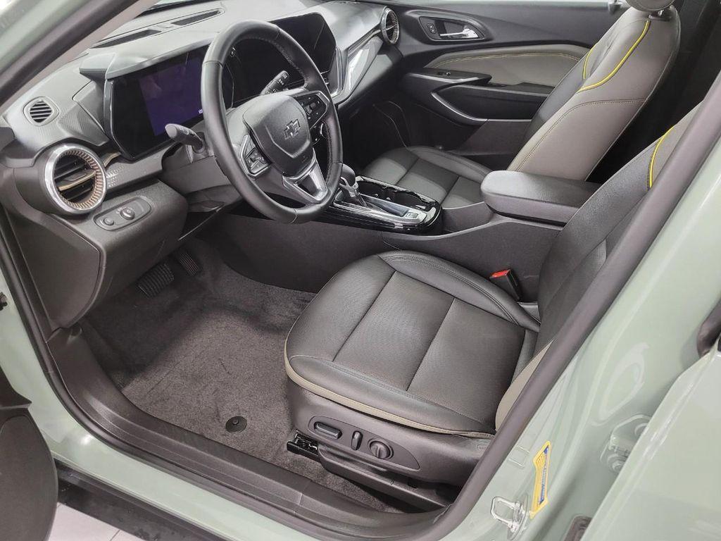 used 2025 Chevrolet Trax car, priced at $24,998