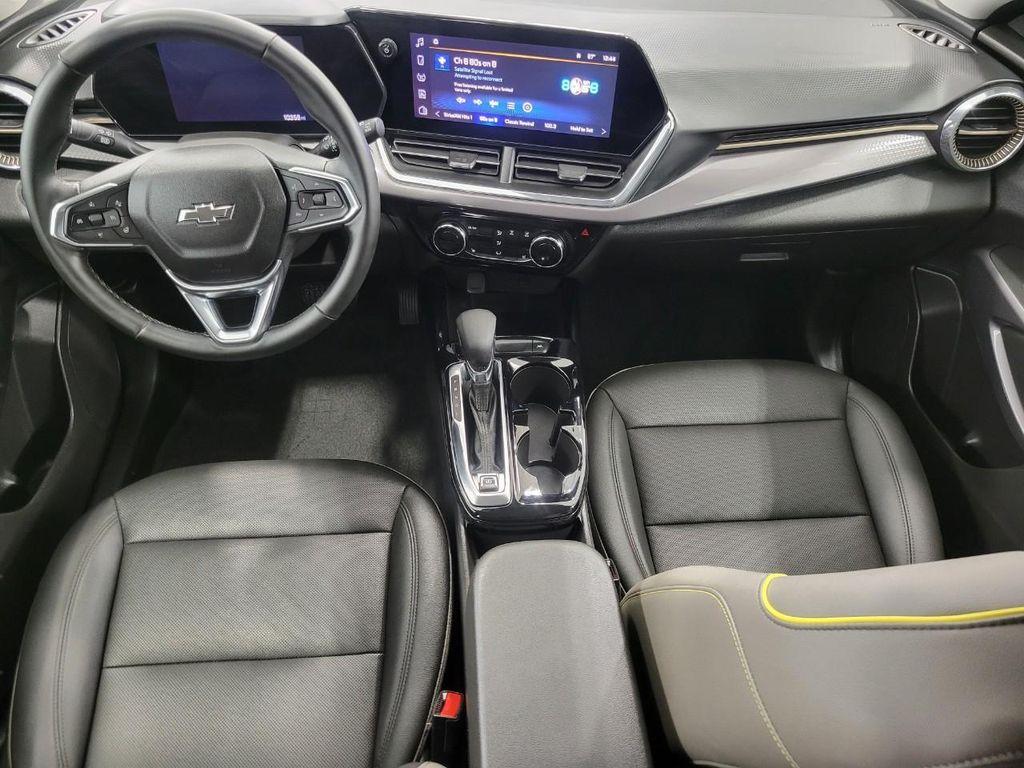 used 2025 Chevrolet Trax car, priced at $24,998