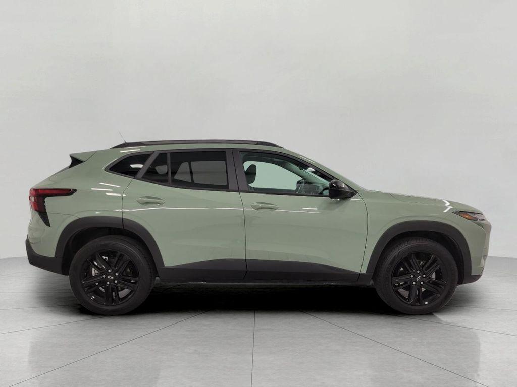 used 2025 Chevrolet Trax car, priced at $24,998