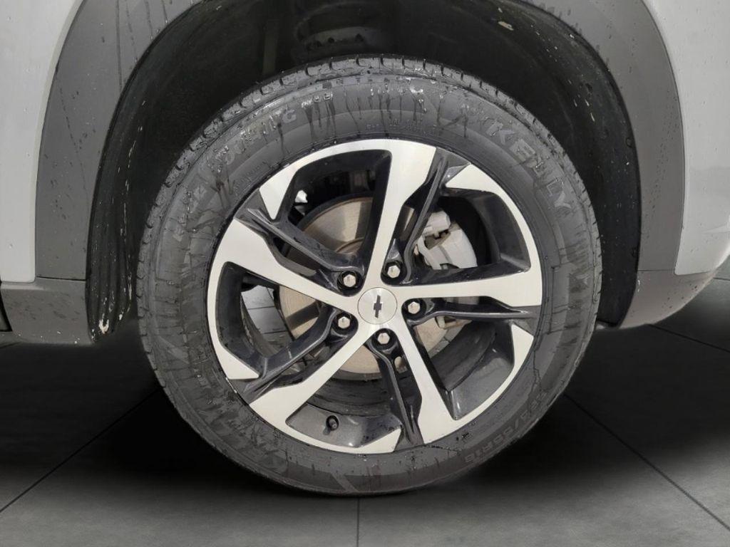 used 2024 Chevrolet Trax car, priced at $21,887