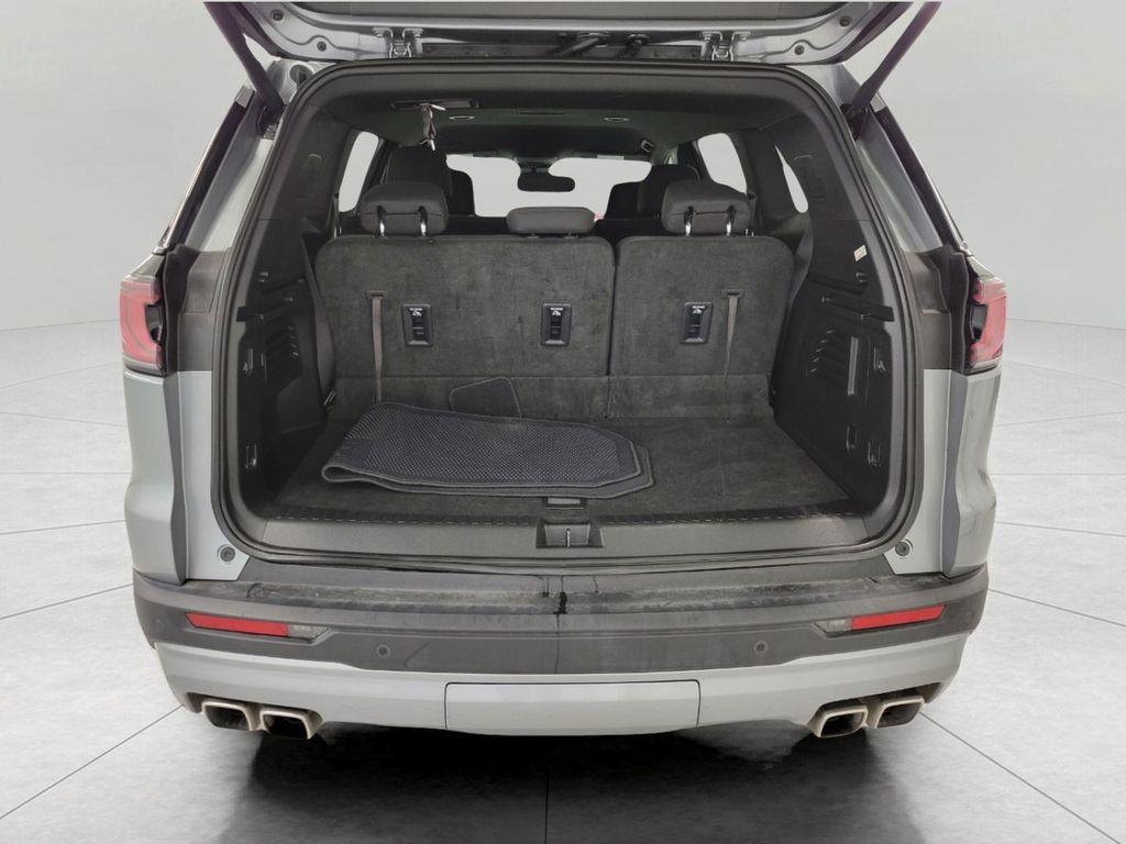 used 2025 GMC Acadia car, priced at $35,905
