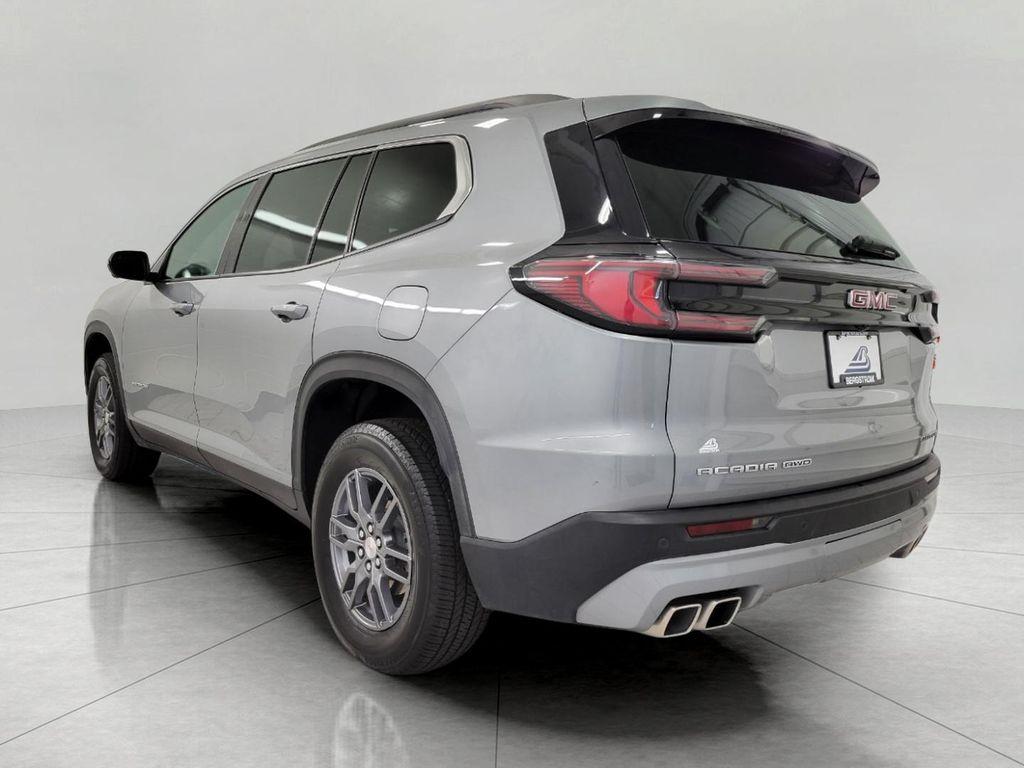 used 2025 GMC Acadia car, priced at $35,905