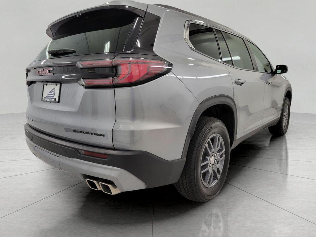 used 2025 GMC Acadia car, priced at $35,905