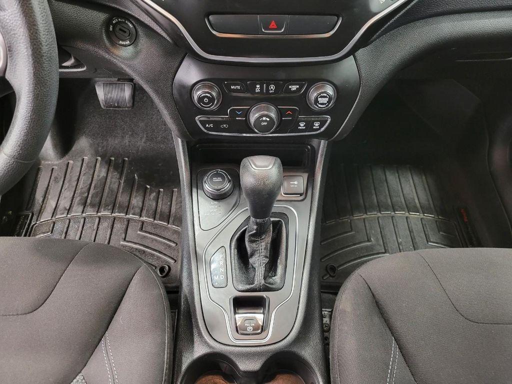 used 2019 Jeep Cherokee car, priced at $10,997