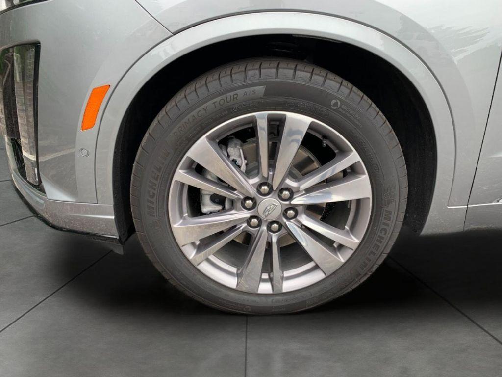 used 2024 Cadillac XT6 car, priced at $45,547