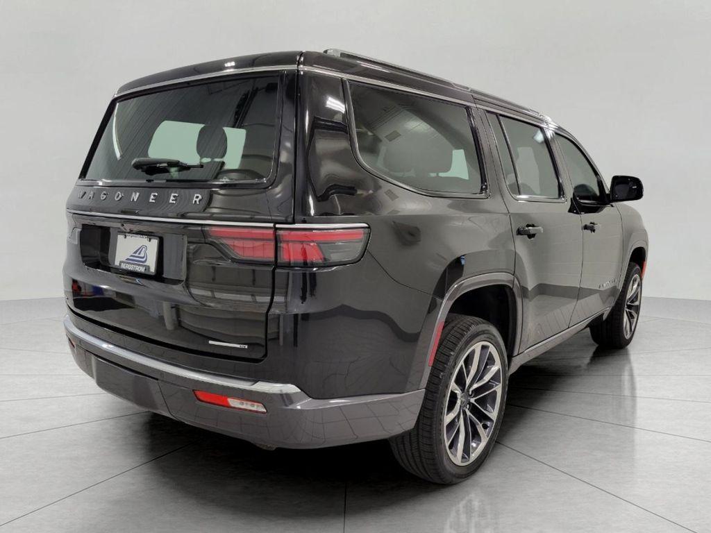 used 2022 Jeep Wagoneer car, priced at $49,605